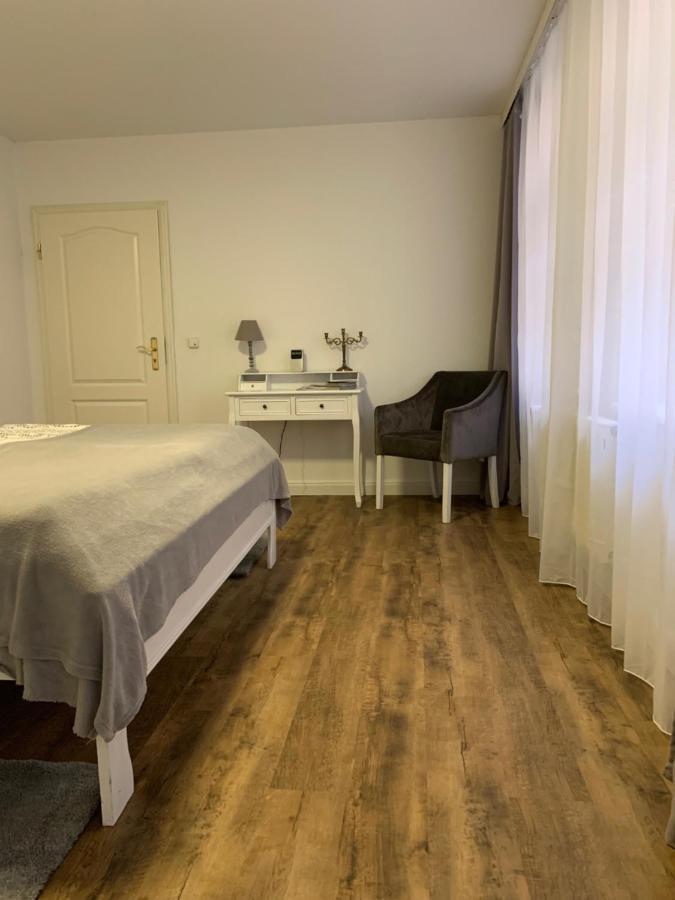 Ecke - Der Romanik Apartment *